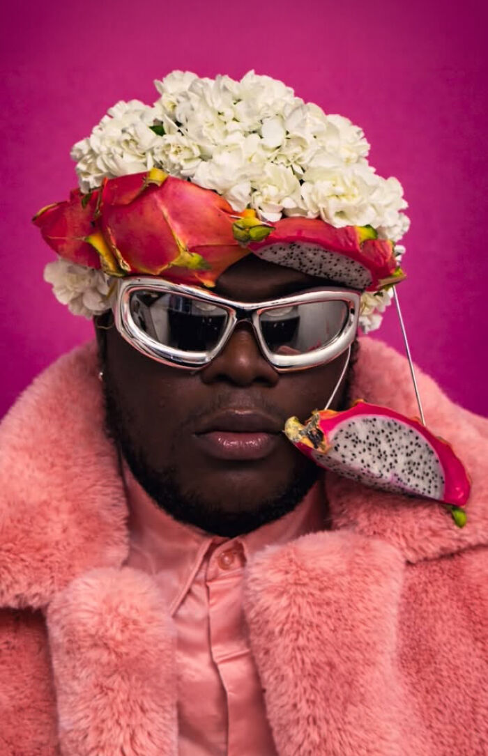 30 Wild Outfits That Turned Weird Stuff Into Fashion Gold