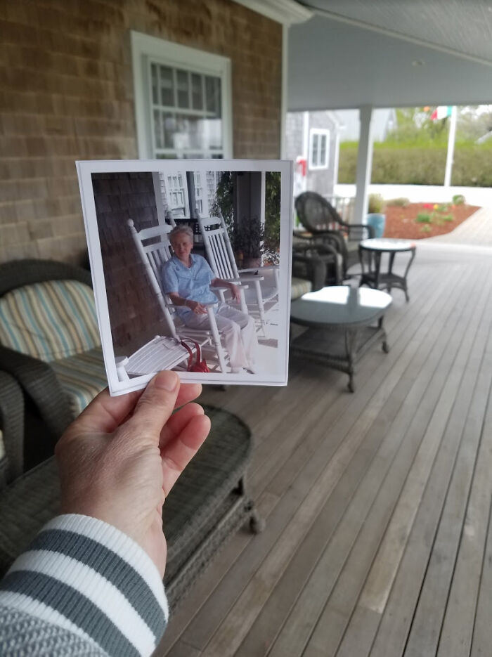 These 40 Photos Are Time-Traveling Magic—People Recreated Old Memories Right Where They Happened