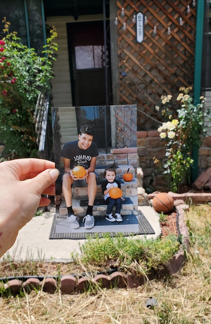 These 40 Photos Are Time-Traveling Magic—People Recreated Old Memories Right Where They Happened