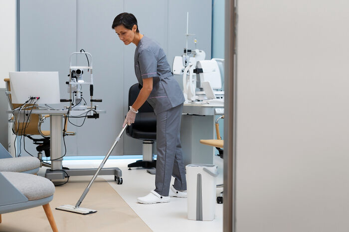The 28 Wildest Gross-Out Moments Medical Pros Wish They Could Forget