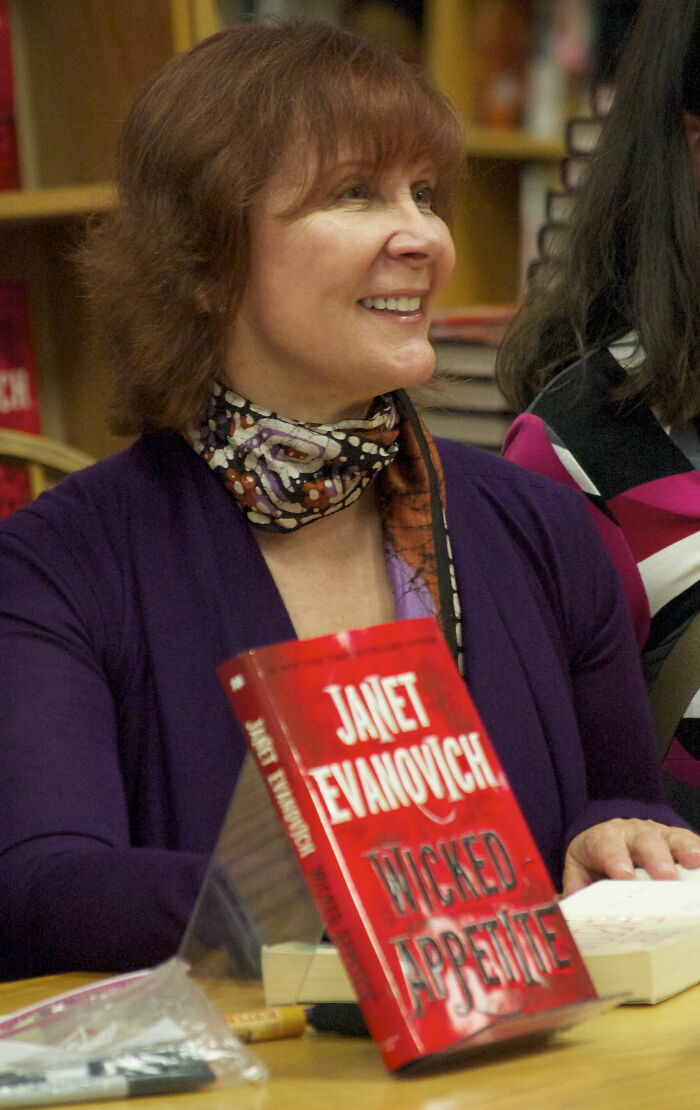 Janet Evanovich: Queen of Funny Mysteries, 83