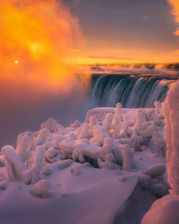 35 Jaw-Dropping Frozen Niagara Falls Photos That Make Winter Look Like Magic
