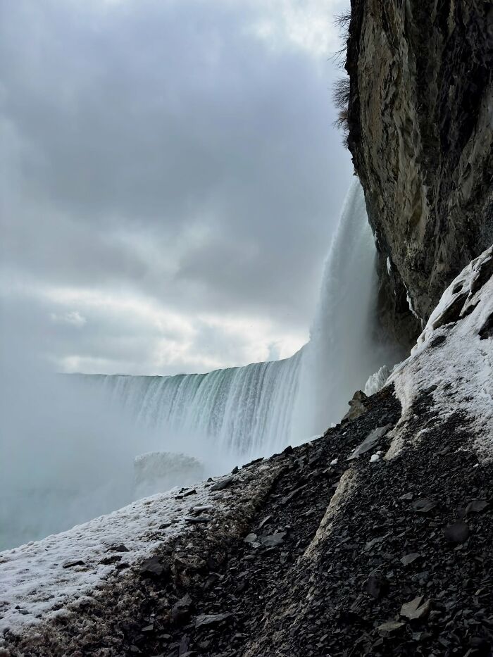35 Jaw-Dropping Frozen Niagara Falls Photos That Make Winter Look Like Magic