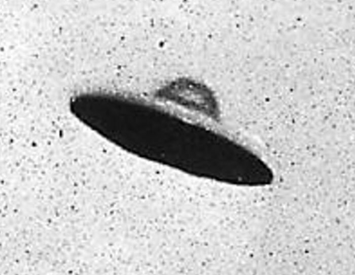 Wait, People Actually Shared These Creepy Unsolved Mysteries?!
