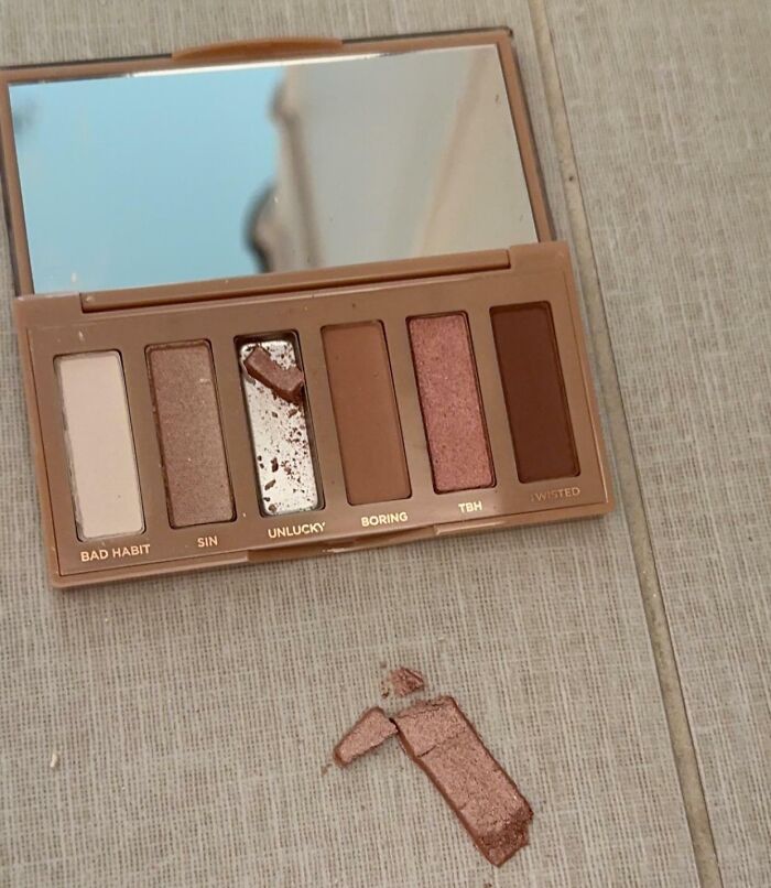New Eyeshadow Palette’s Breakup Shade Was 'Unlucky'