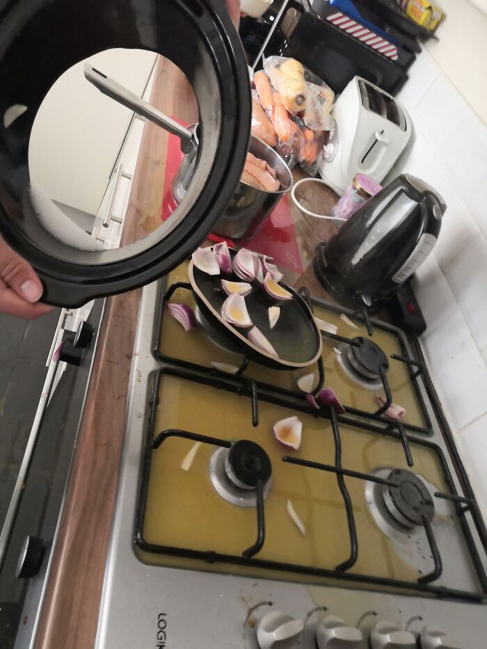 Slow Cooker Pot Decided to Spill a Sticky Pineapple Ocean