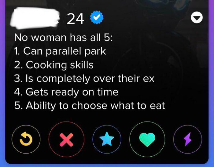 When Dating Apps Go Wild: Women Share Their Funniest & Weirdest Screenshots
