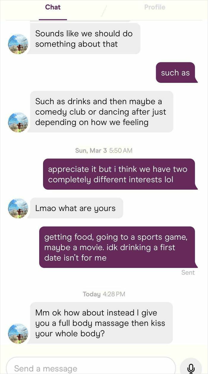 When Dating Apps Go Wild: Women Share Their Funniest & Weirdest Screenshots
