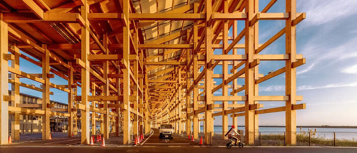 "The Golden Timber Structure" By Witsawarut Kekina