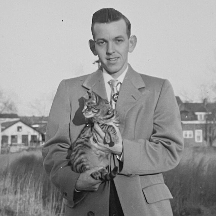 Vintage Cat Pics That Prove Cats Have Always Owned Us