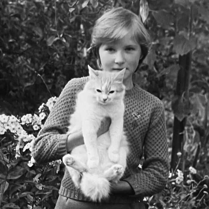 Vintage Cat Pics That Prove Cats Have Always Owned Us