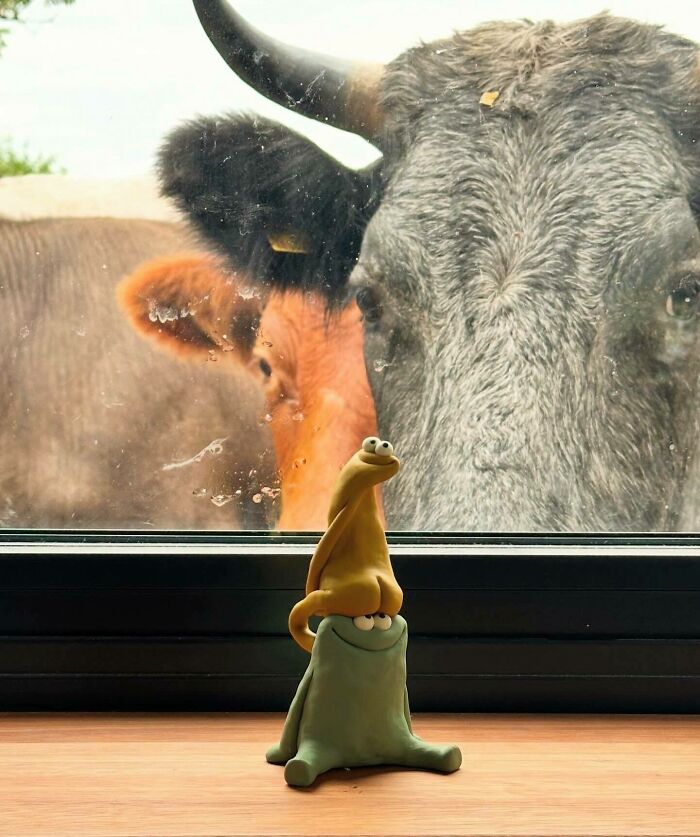 Meet These Weirdly Wonderful Sculptures That Look Like They Have Their Own Crazy Stories