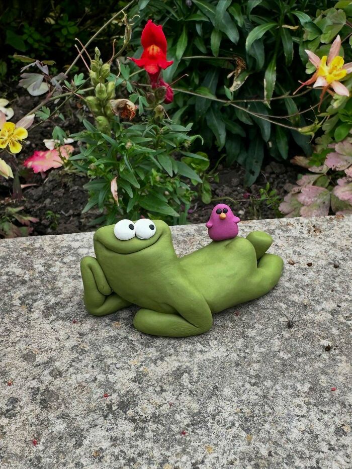 Meet These Weirdly Wonderful Sculptures That Look Like They Have Their Own Crazy Stories