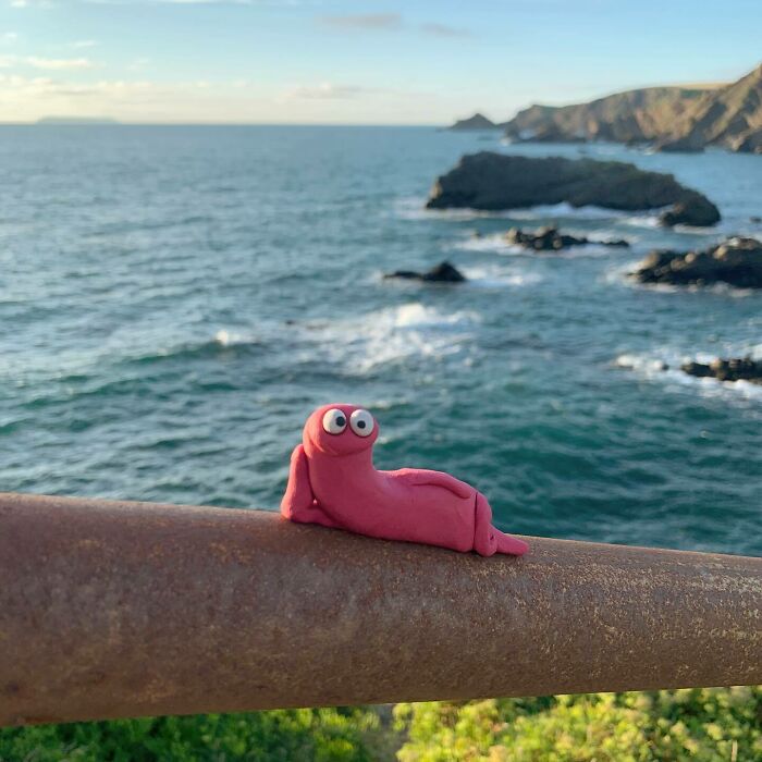 Meet These Weirdly Wonderful Sculptures That Look Like They Have Their Own Crazy Stories