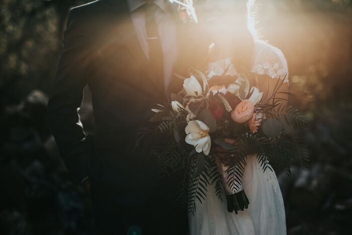 Married For Money? Yeah, It Stinks. Don’t Do It.