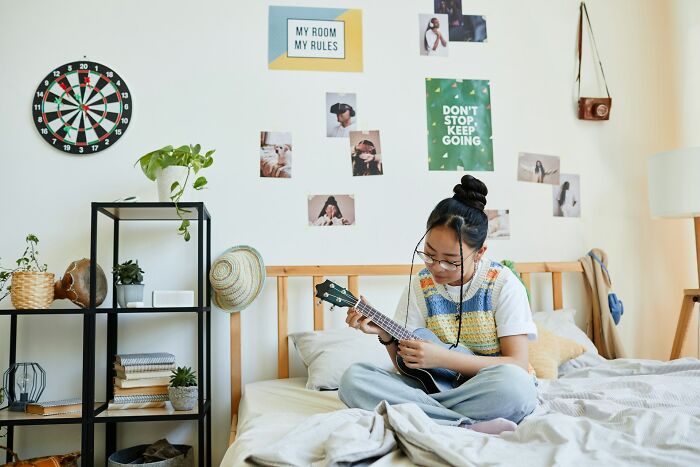 The 36 Funniest & Most Real Things Girls Wish Their Dads Knew