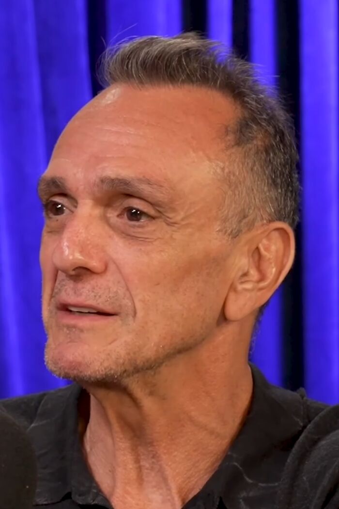 Hank Azaria, Master of Voices