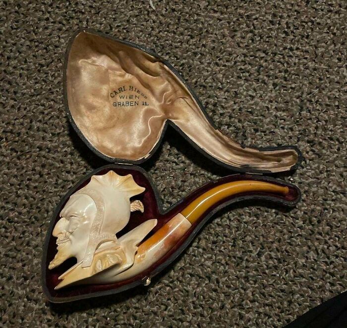 Carl Hiess Pipe? Maybe $100 to $250