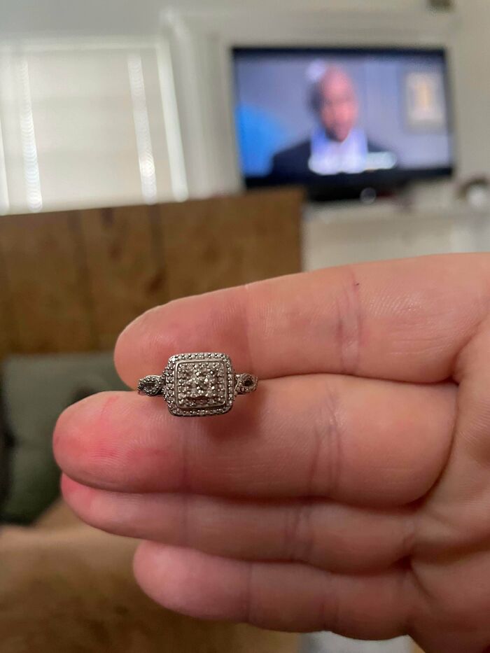 Thrift Store Ring: Costume or Real? Maybe $25