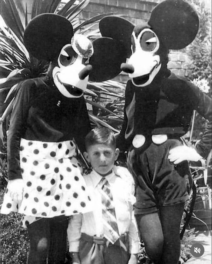Wait, They Actually Shared These 81 Creepy Pics That Are Kinda Spooky!