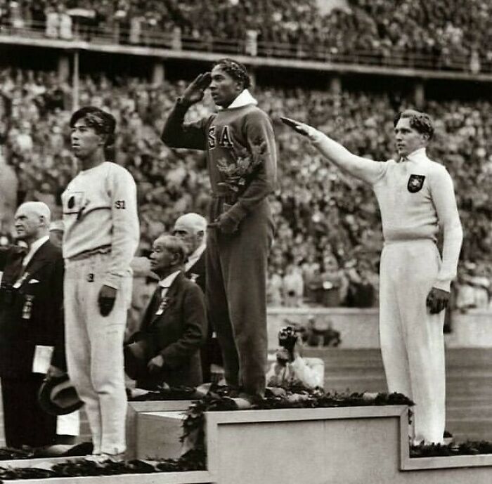 Wait, Did You See These Amazing History Moments?!