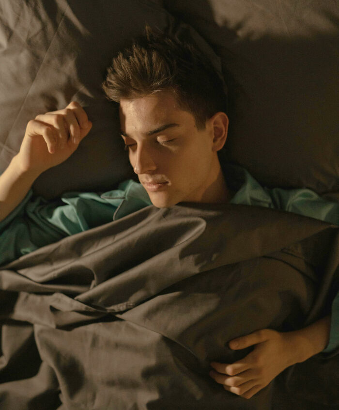 33 Life Hacks Adults Swear By (Because Growing Up Is Weird)