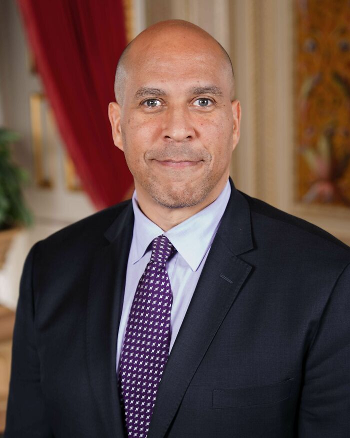 Cory Booker: From Public-Housing Organizer to US Senator, 57