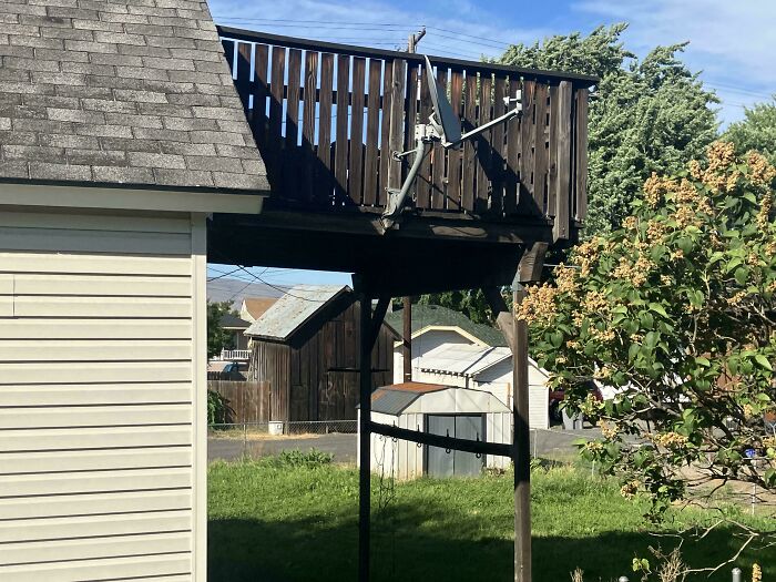 Balcony or Death Trap?