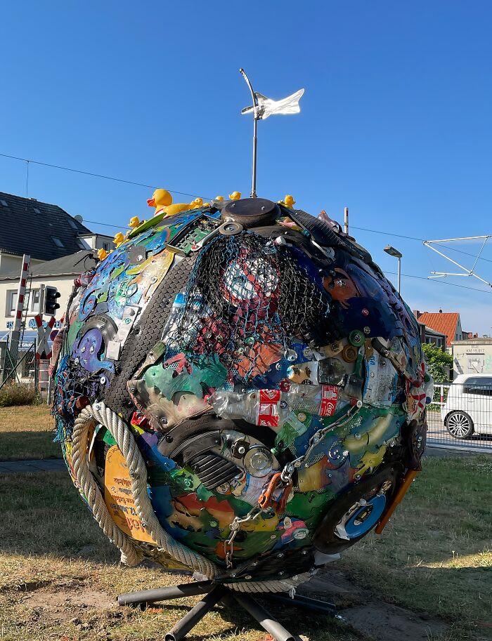 Wind Vane Made With A Sea Ball (Art + Nature Vibes)