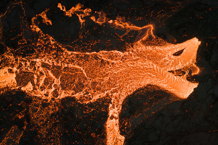 Runner-Up Nature’s Art: "Lava Dragon" by Jeroen Van Nieuwenhove