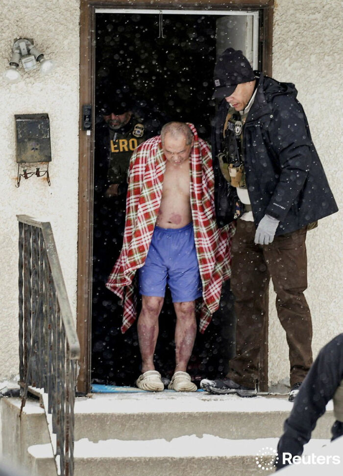 ICE Drags Grandpa Out, Blanket Style