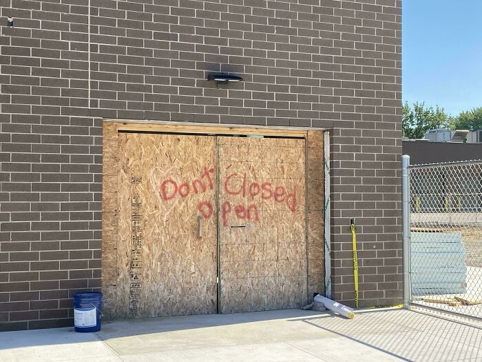 Wait, They Actually Made These Signs? 81 Sign Fails That’ll Totally Confuse You