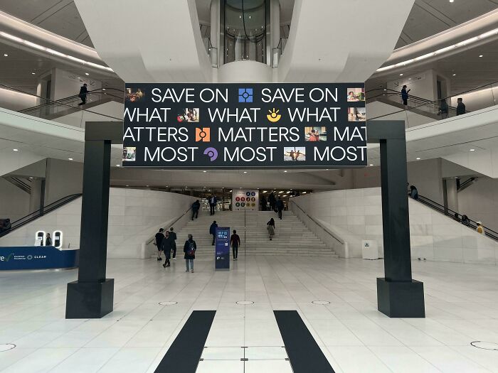 Wait, They Actually Made These Signs? 81 Sign Fails That’ll Totally Confuse You