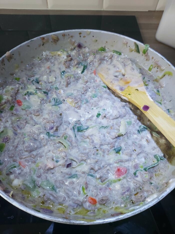 My Boyfriend Tried To Make Carbonara… And Here’s The Result