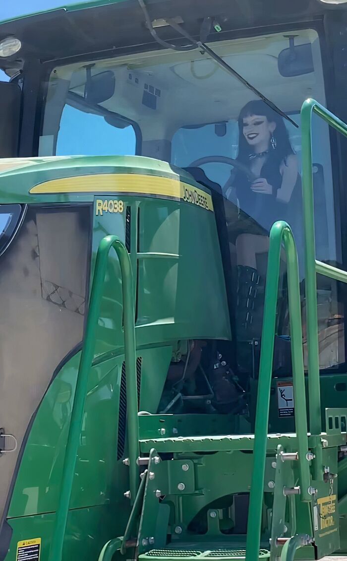 When Goth Meets Country Life