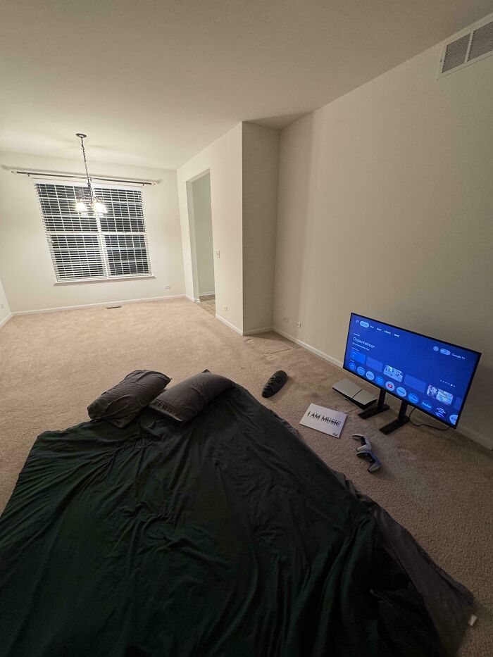 Check Out These Wild & Wacky Bachelor Pads That Will Totally Surprise You!