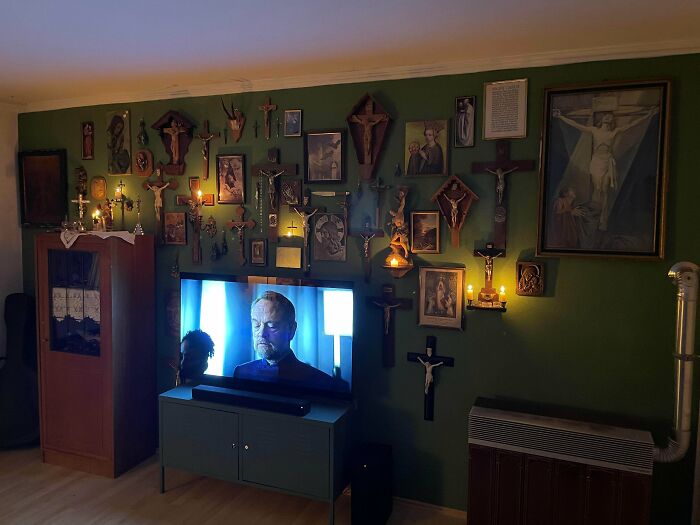 Check Out These Wild & Wacky Bachelor Pads That Will Totally Surprise You!