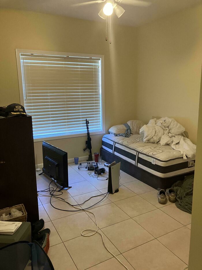 Check Out These Wild & Wacky Bachelor Pads That Will Totally Surprise You!