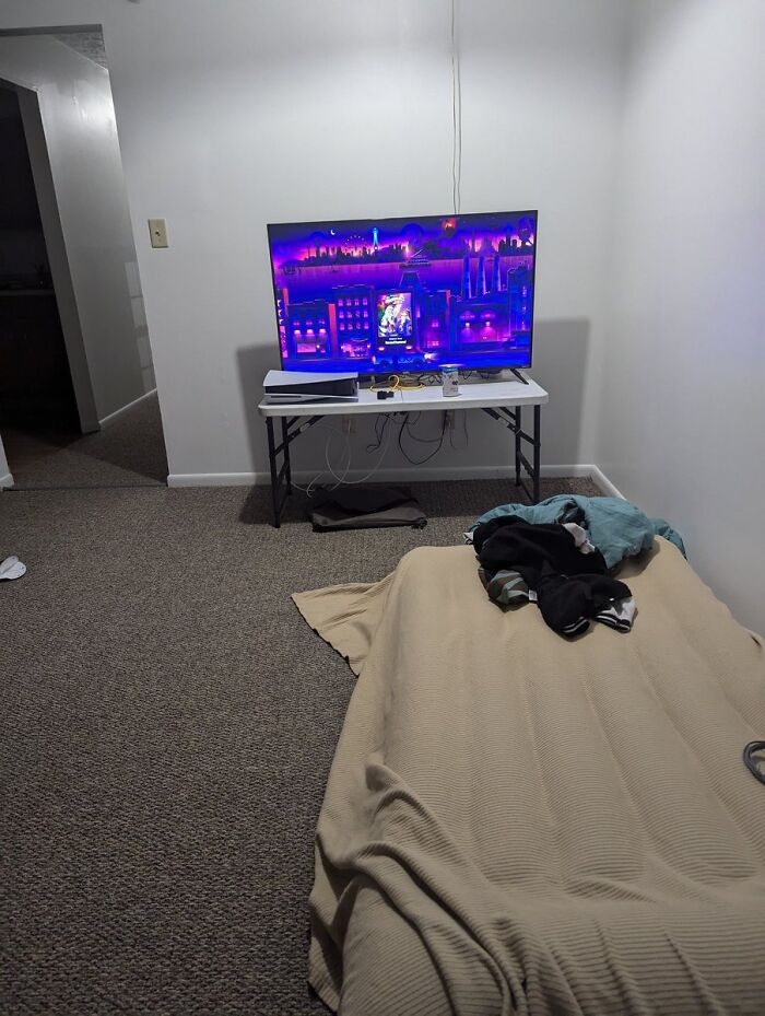 Check Out These Wild & Wacky Bachelor Pads That Will Totally Surprise You!