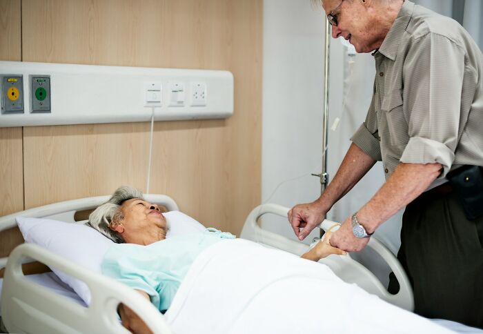 The Scariest Illnesses Doctors Secretly Worry About (20 Spine-Chilling Stories)