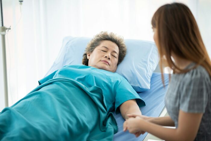The Scariest Illnesses Doctors Secretly Worry About (20 Spine-Chilling Stories)