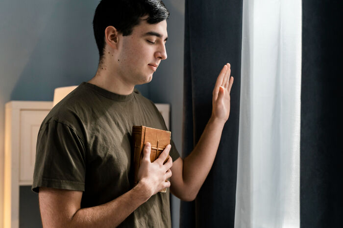 Real Talk: Priests and Nuns Who Said, "Nah, This Isn't For Me"