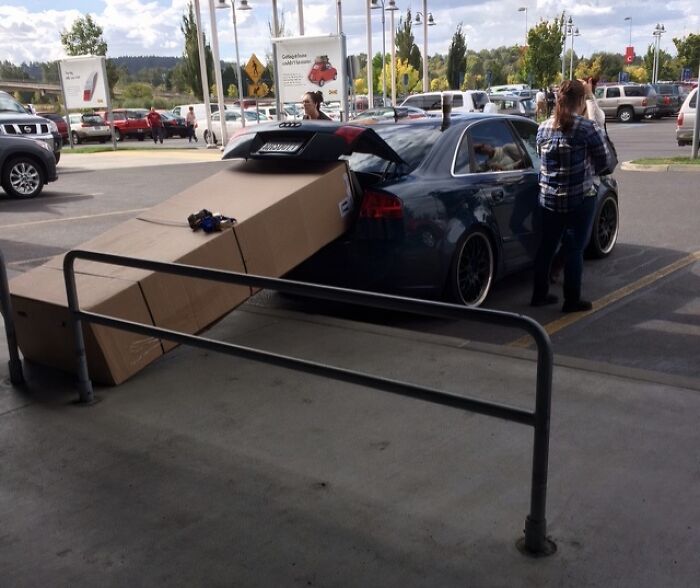 Spotted: IKEA’s Mysterious Girl Duo