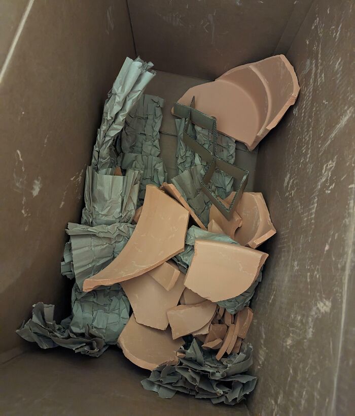 Terracotta Pot Delivered Like a Puzzle Mess