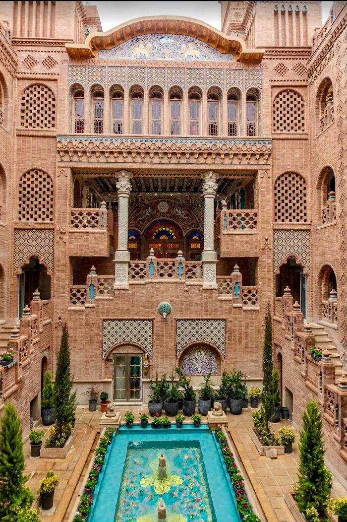 Youtab Hotel in Shiraz, Iran – Classy & Classic
