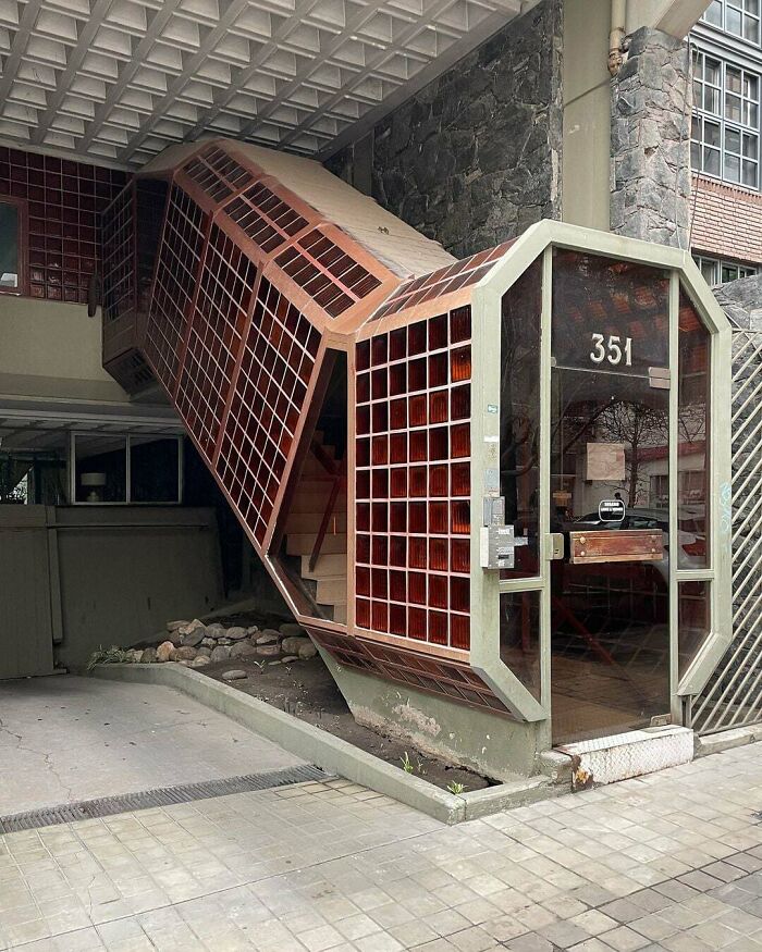 39 Buildings That Are So Cool, You’ll Stop and Stare (Trust Us)