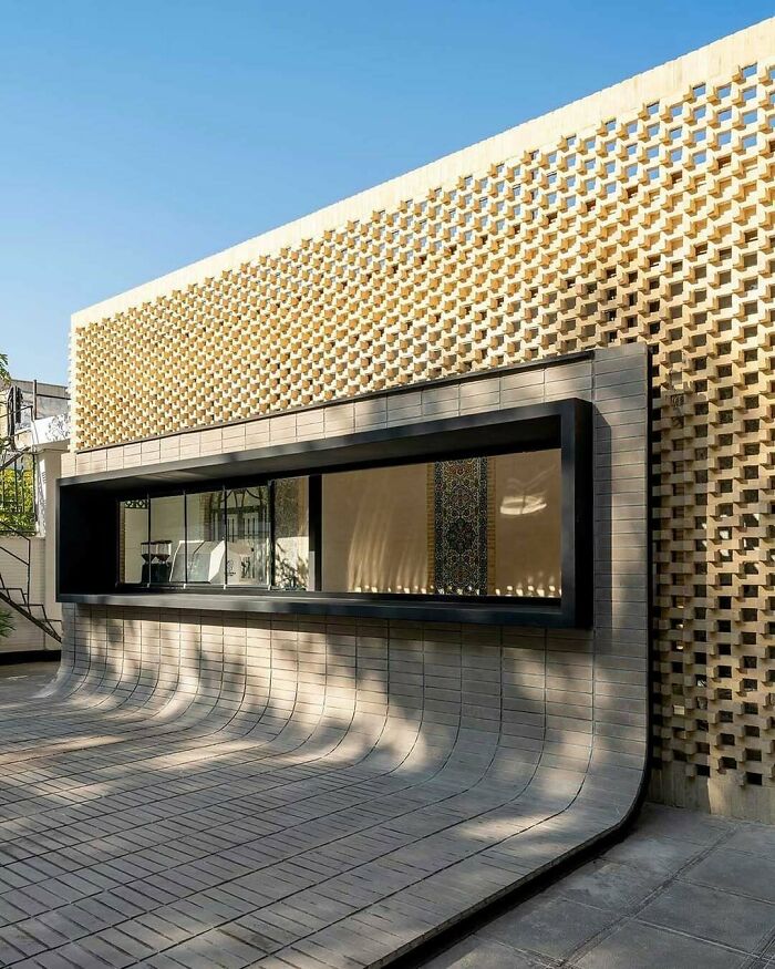 39 Buildings That Are So Cool, You’ll Stop and Stare (Trust Us)