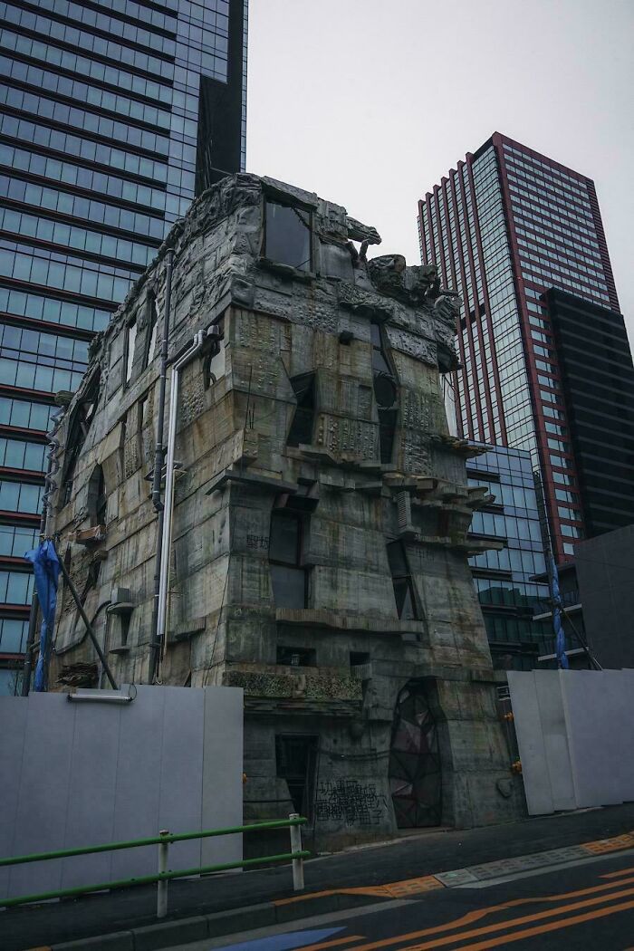 39 Buildings That Are So Cool, You’ll Stop and Stare (Trust Us)