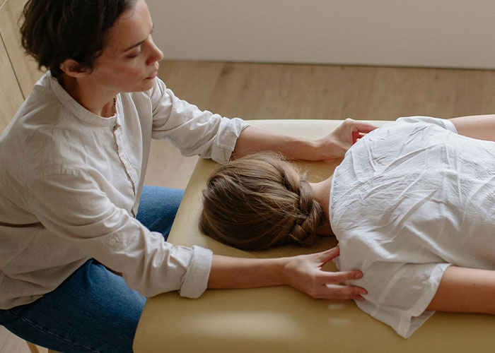 65 Things Emergency Workers Swear They'll Never Do Again (And They're So Not Kidding)
