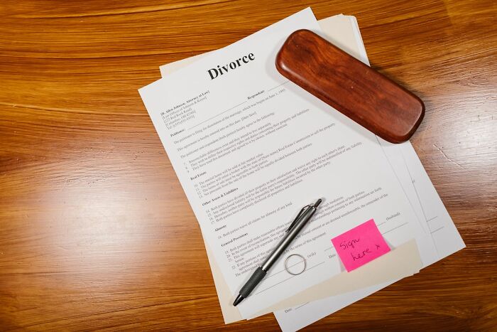 Wait, People Actually Spilled These Wild Reasons Their Marriages Ended?